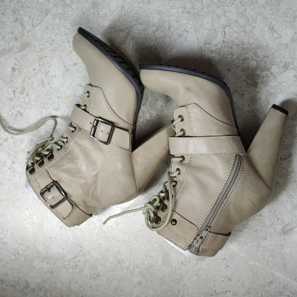Seychelles beige boots size 38. - Picture 2 of 7